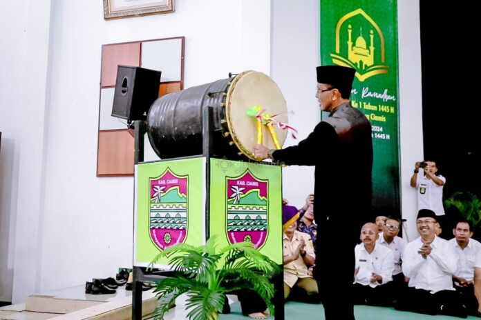 Herdianto Sunarya tengah membuka kegiatan pesantren Ramadhan tingkat Kabupaten Ciamis. Sumber: Dok. Portal.Ciamis.Kab